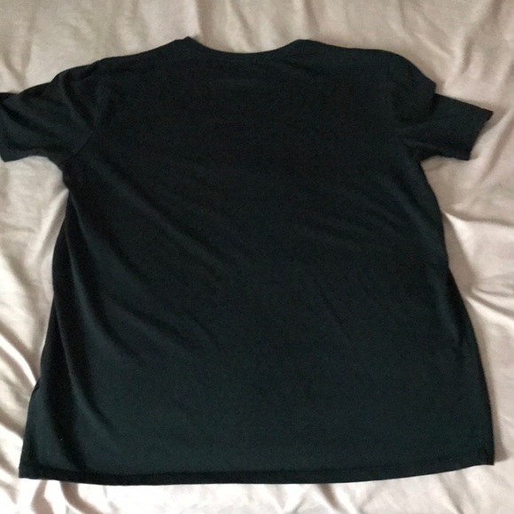 Black nike t shirt - Picture 3 of 4